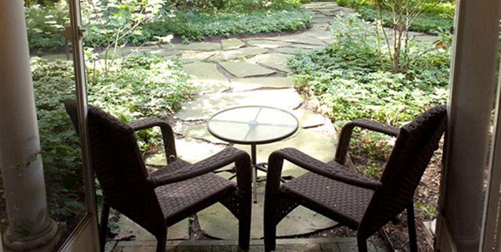 Buttermilk Falls Inn & Spa Milton Extérieur photo