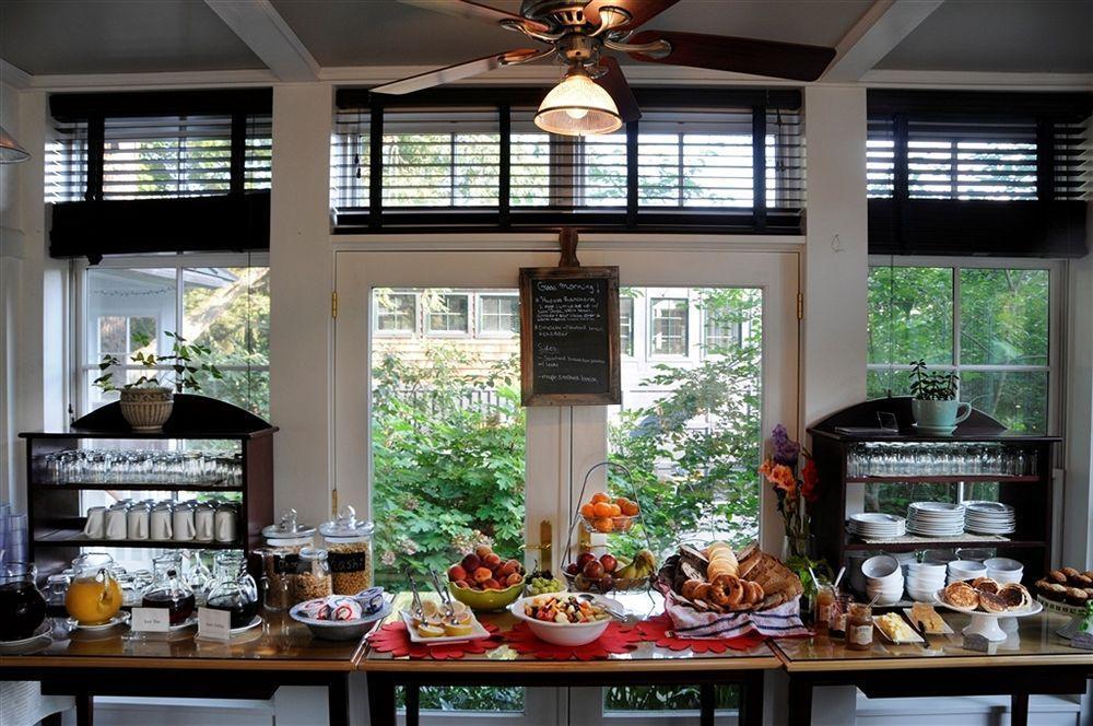 Buttermilk Falls Inn & Spa Milton Extérieur photo