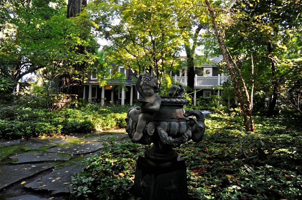 Buttermilk Falls Inn & Spa Milton Extérieur photo